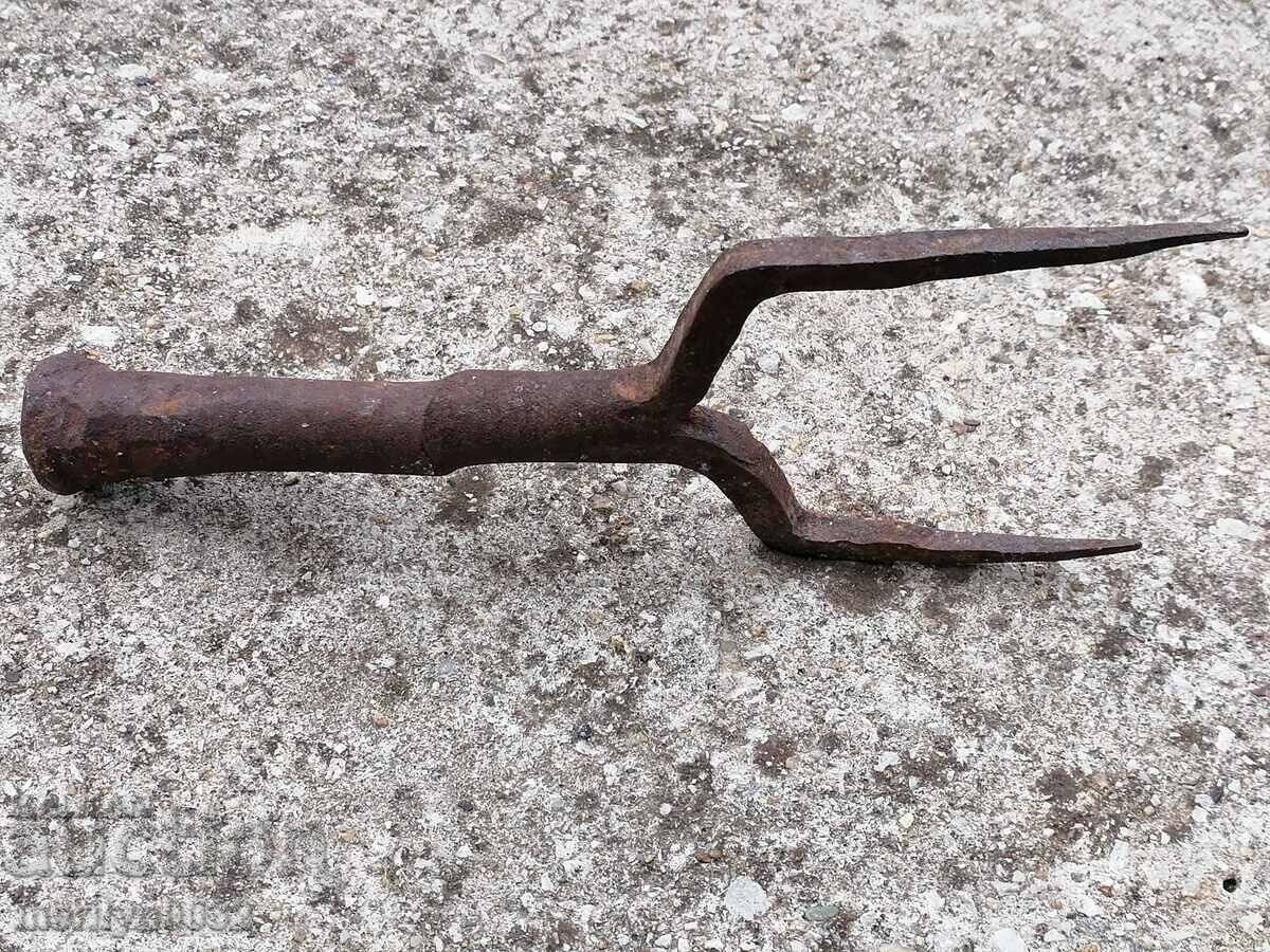 Metal anvil for nailing hair wrought iron Metal anvil for nailing hair wrought iron