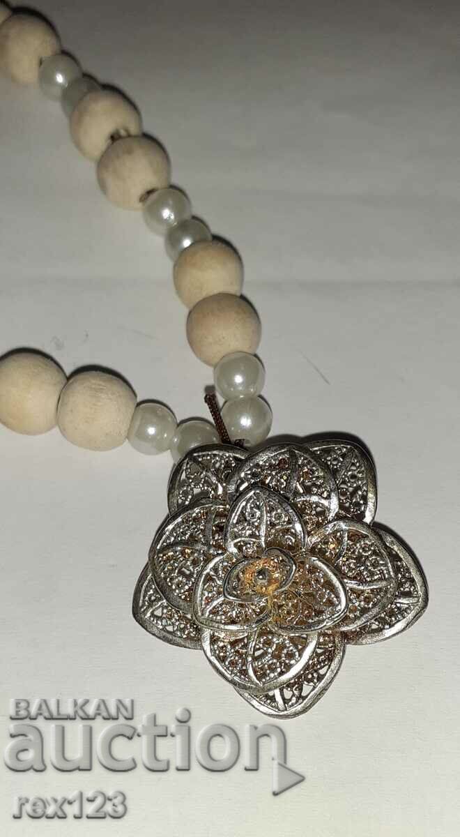 JEWEL. 12 .SINGLE NUMBER. with price 6.50 BGN | € 3.32 JEWEL. 12 .SINGLE NUMBER. with price 6.50 BGN | € 3.32