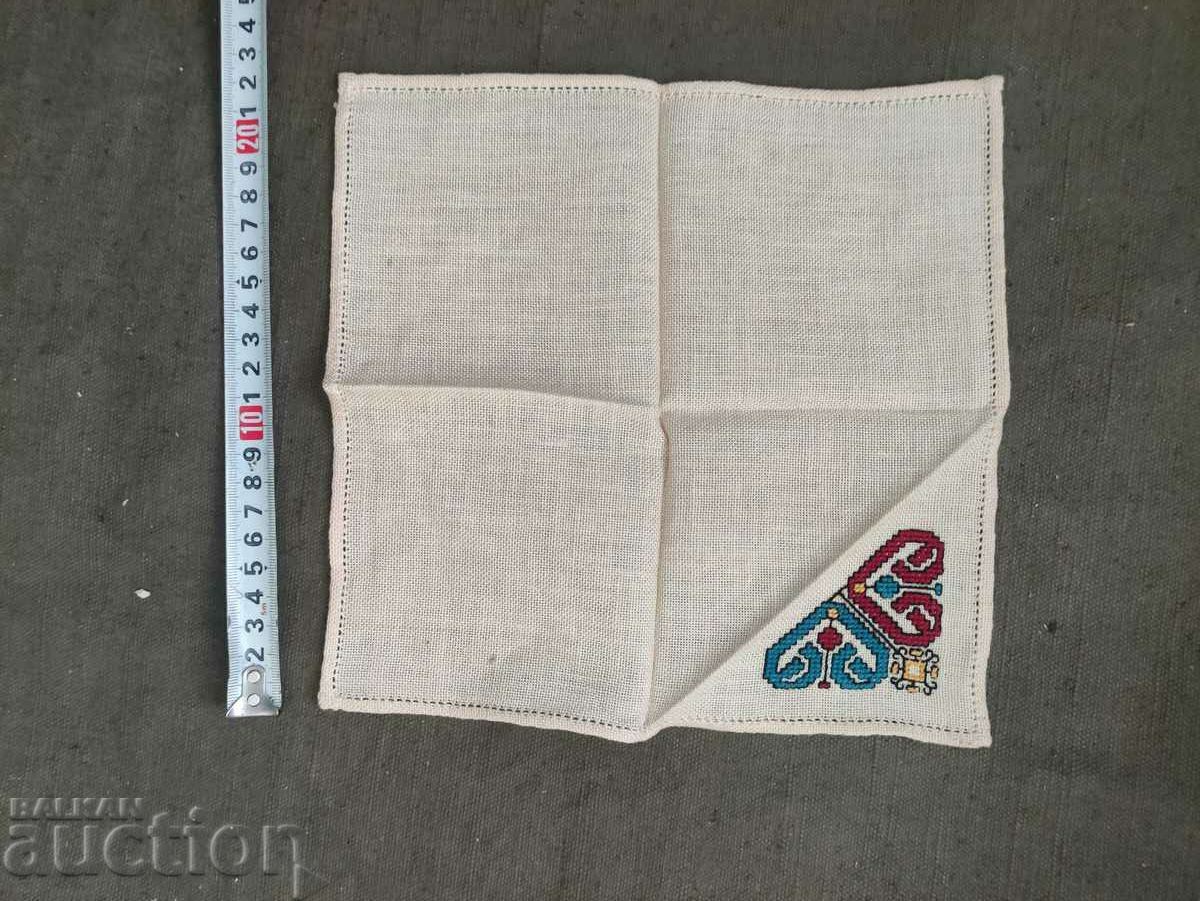 2 handkerchiefs with embroidery - 5 2 handkerchiefs with embroidery - 5