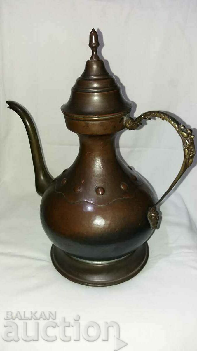 Old copper pot kettle kettle with price 90.00 BGN | € 46.02