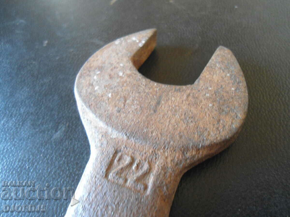 Auction Old key 20-22, MADARA Auction Old key 20-22, MADARA