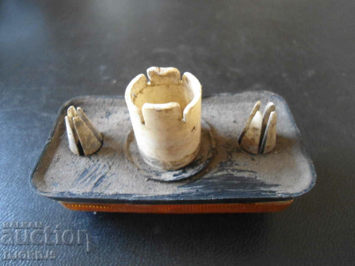 Auction Light fixture, headlights, lights, turn signal Auction Light fixture, headlights, lights, turn signal