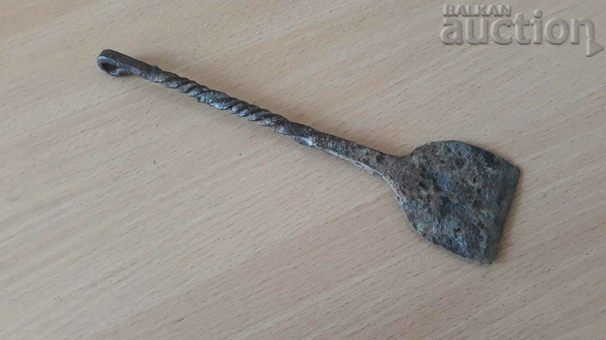 a primitive scent, a gourd, a gourd, a wicker forged iron with price 31.00 BGN | € 15.85 a primitive scent, a gourd, a gourd, a wicker forged iron with price 31.00 BGN | € 15.85