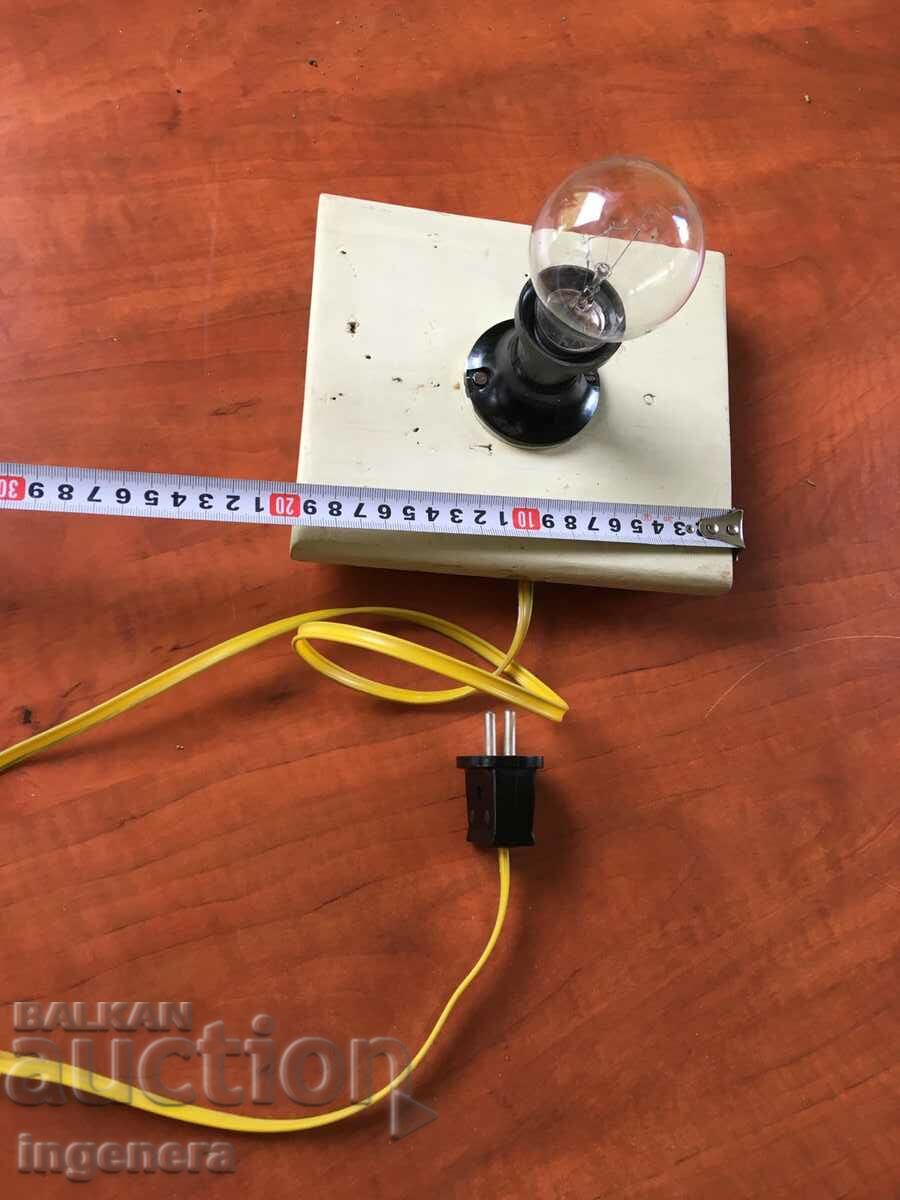 LAMPA DE MASA PRISA RETRO SI PRISA RETRO - 5 LAMPA DE MASA PRISA RETRO SI PRISA RETRO - 5