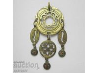 Old pendant for jewelry necklace locket