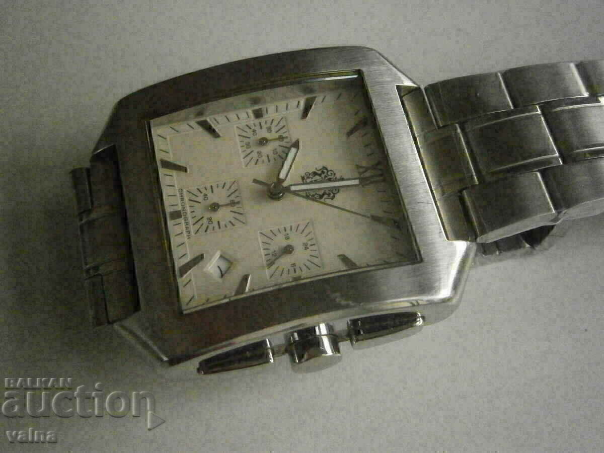 Auction  PierCarlo d`Alessio - quartz chronograph, Japan mvt, 36x44mm
