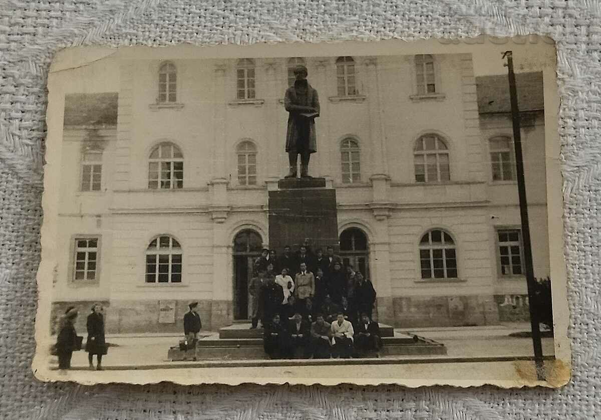 GABROVO APRILOV MONUMENT 195.. PHOTO