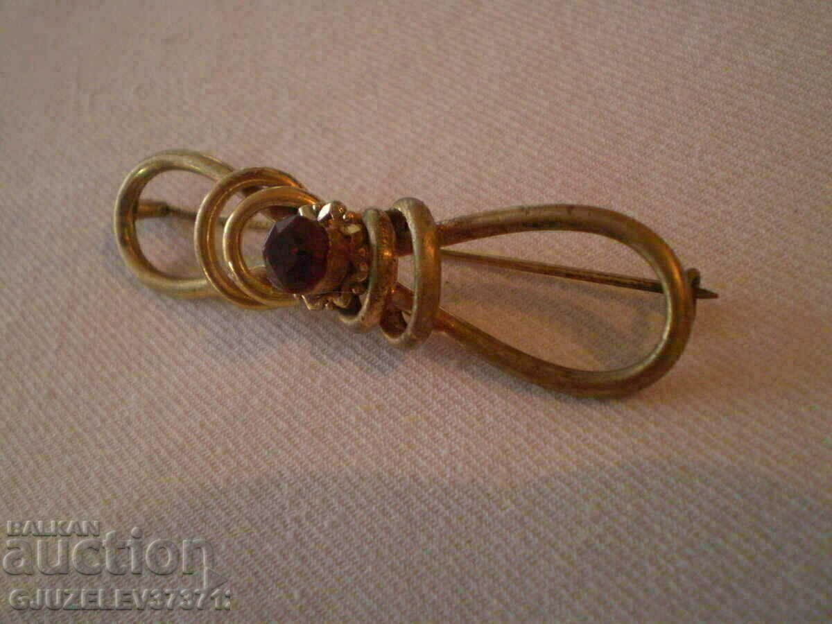 OLD BROOCH NEEDLE with price 35.00 BGN | € 17.90 OLD BROOCH NEEDLE with price 35.00 BGN | € 17.90