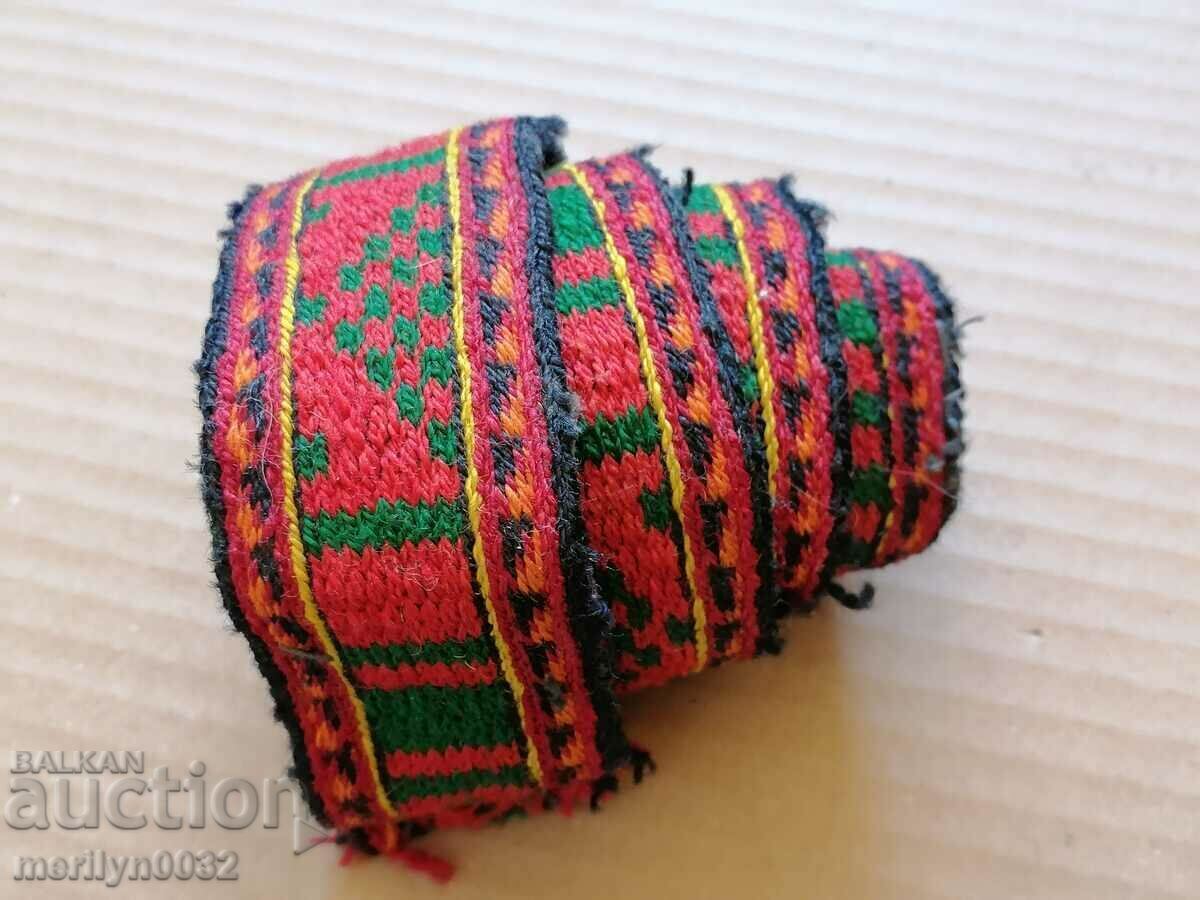 Hand-woven belt at the beginning of the 20th century to complete with paftinosia with price 55.00 BGN | € 28.12 Hand-woven belt at the beginning of the 20th century to complete with paftinosia with price 55.00 BGN | € 28.12