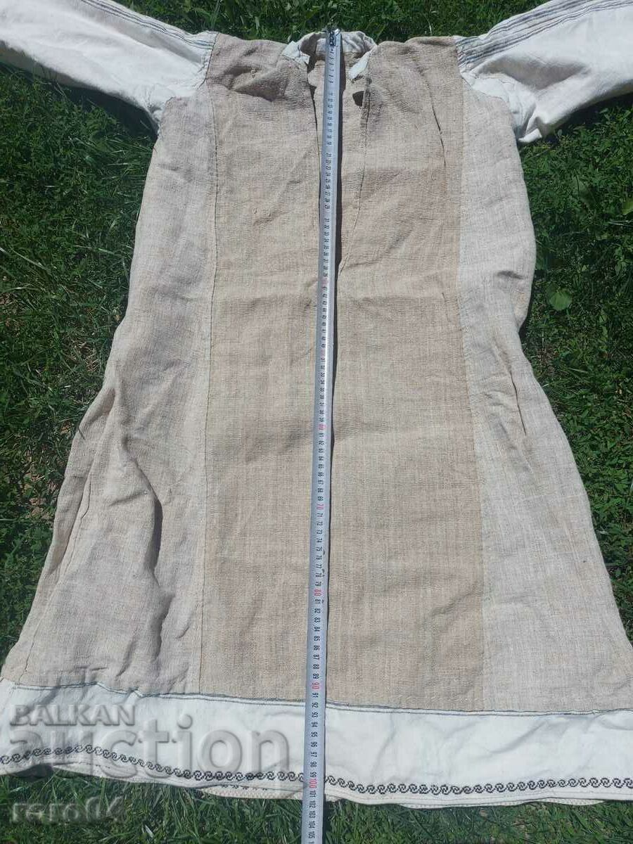 CAMASA - COSTUM - 14 cu preț 120.00 BGN | € 61.36 CAMASA - COSTUM - 14 cu preț 120.00 BGN | € 61.36