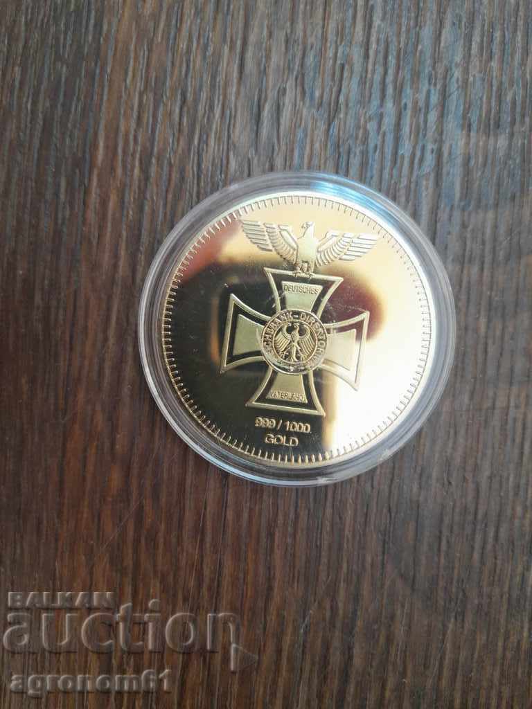 Suveniruri, cadouri, monede placate cu aur. Suveniruri, cadouri, monede placate cu aur.