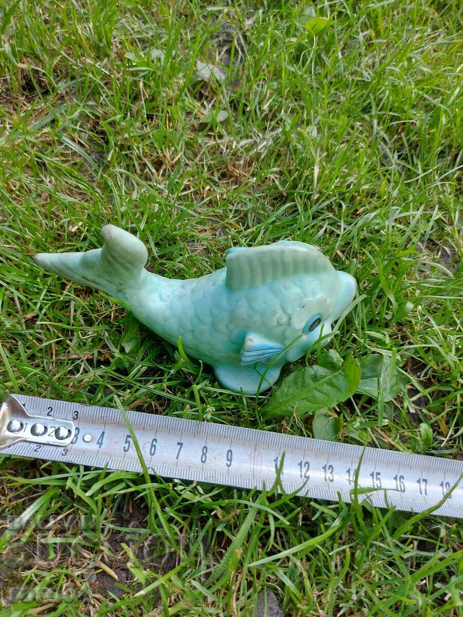 Auction  FISH - RUBBER TOY