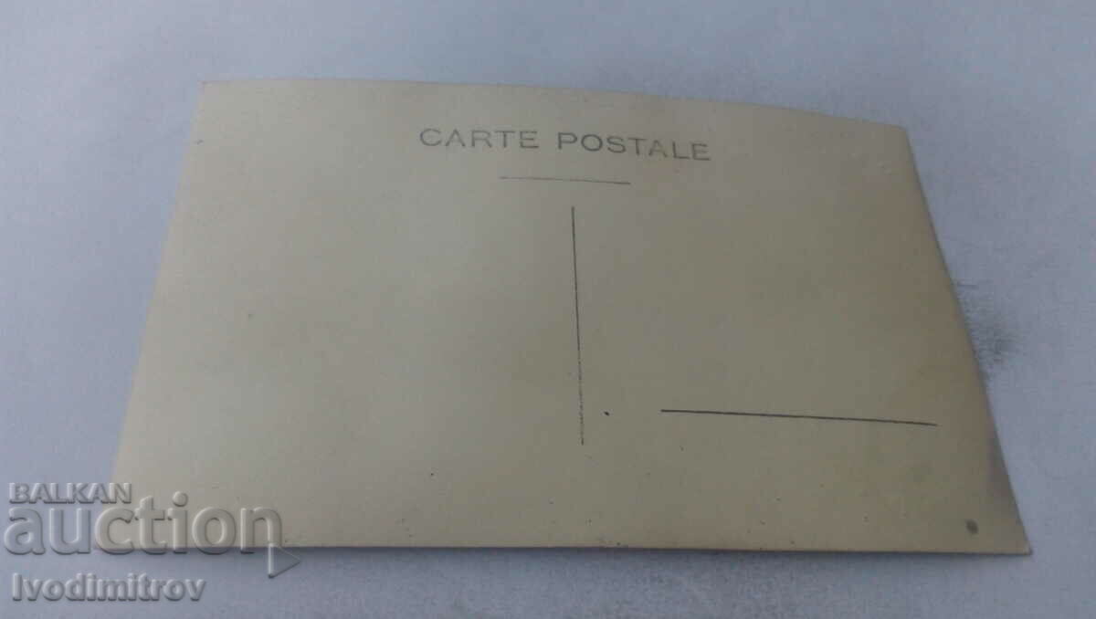 Photo Young men and women over a waterfall with price 2.35 BGN | € 1.20 Photo Young men and women over a waterfall with price 2.35 BGN | € 1.20