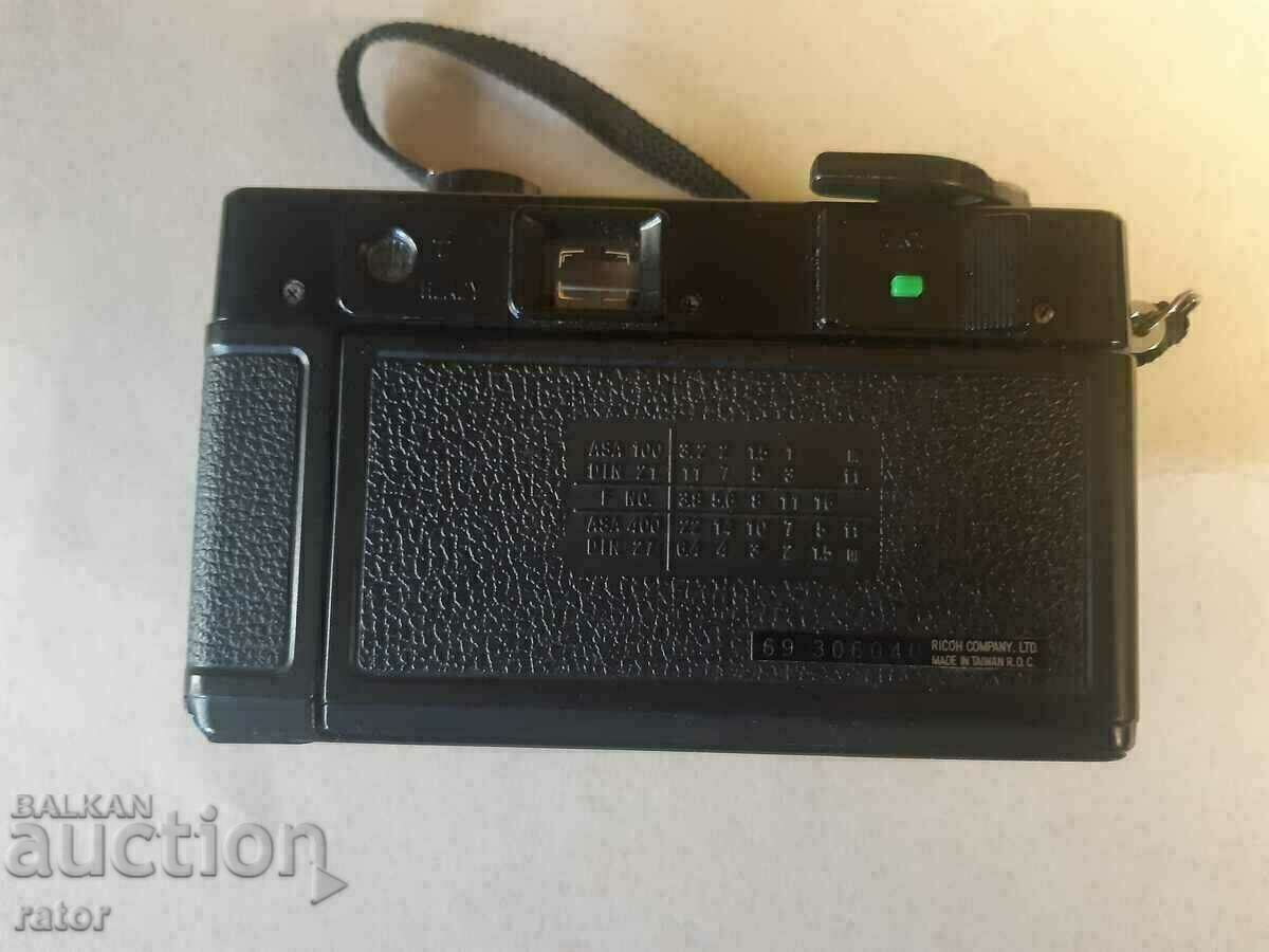 Доставка на Фотоапарат  RICOH 35 EFL