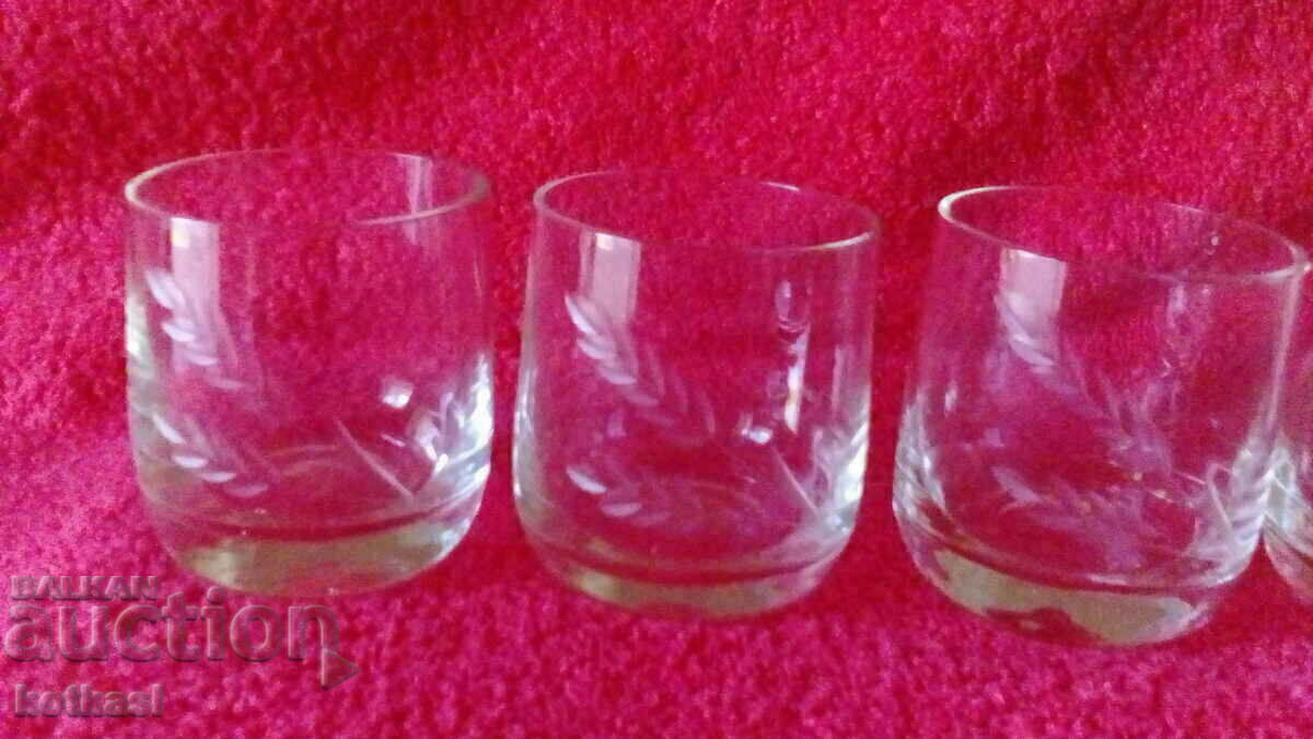 Lot Old 6 pcs. Glass glasses Service for brandy engraved with price 15.50 BGN | € 7.93 Lot Old 6 pcs. Glass glasses Service for brandy engraved with price 15.50 BGN | € 7.93