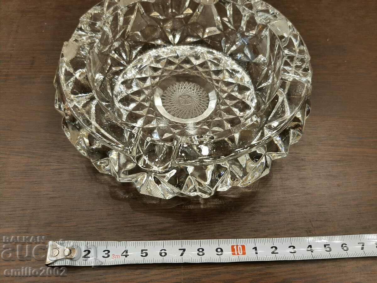 Glass ashtray retro social with price 9.00 BGN | € 4.60 Glass ashtray retro social with price 9.00 BGN | € 4.60