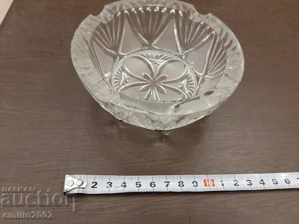 Glass ashtray retro social with price 9.00 BGN | € 4.60 Glass ashtray retro social with price 9.00 BGN | € 4.60