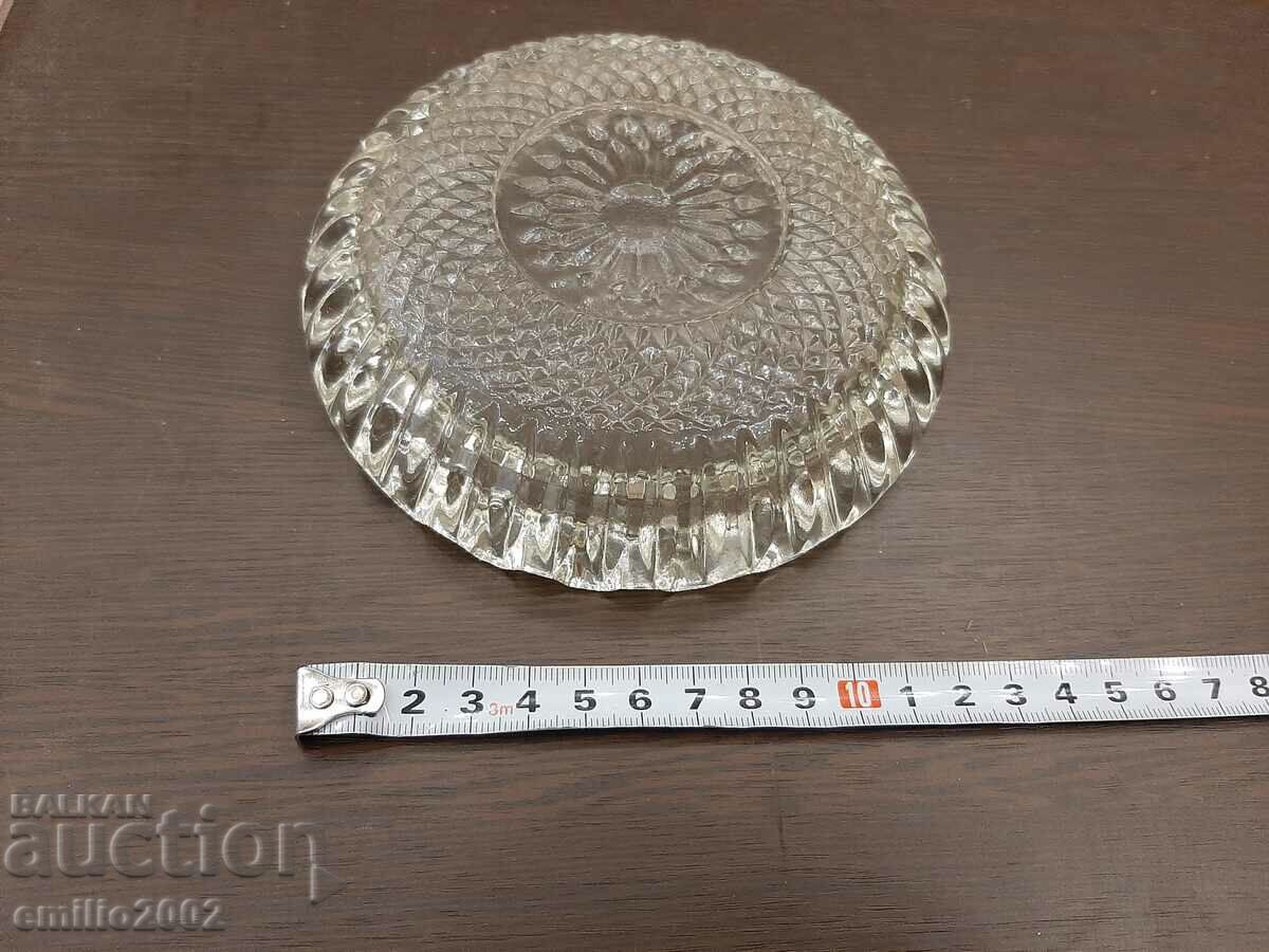 Licitație Scrumiera din sticla retro social Licitație Scrumiera din sticla retro social