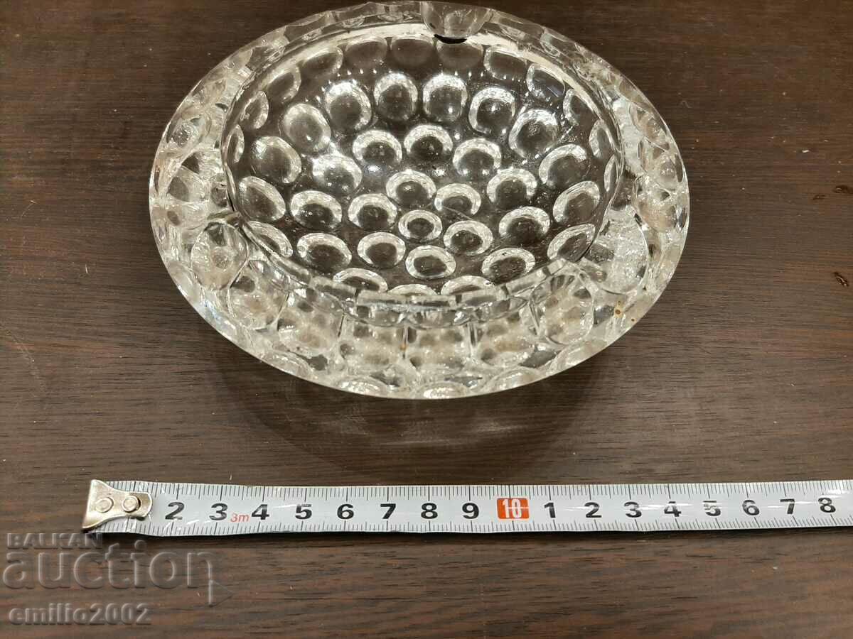 Γυάλινο τασάκι ρετρό social με τιμή 9.00 BGN | € 4.60 Γυάλινο τασάκι ρετρό social με τιμή 9.00 BGN | € 4.60