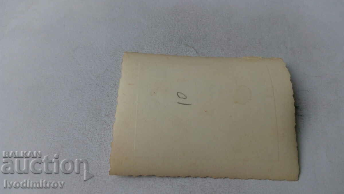 Photo Two young men and two girls in the park with price 1.35 BGN | € 0.69 Photo Two young men and two girls in the park with price 1.35 BGN | € 0.69