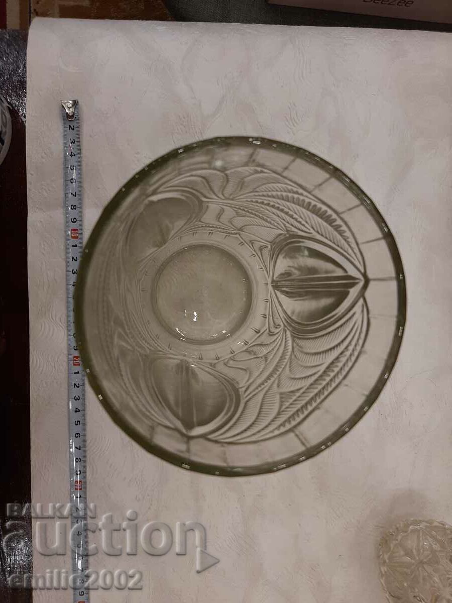 Glass vase retro social with price 12.00 BGN | € 6.14 Glass vase retro social with price 12.00 BGN | € 6.14