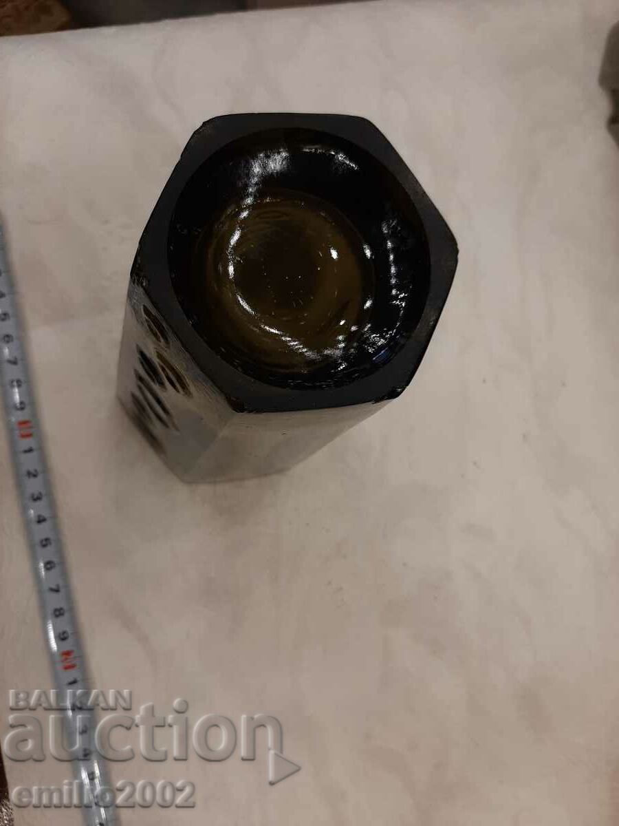 Licitație Vaza de sticla retro social Licitație Vaza de sticla retro social