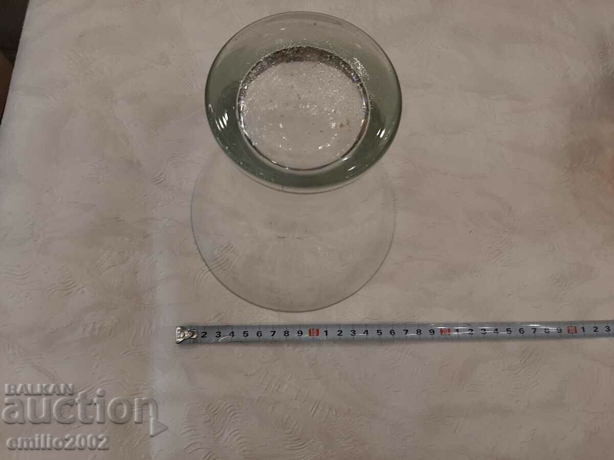 Licitație Vaza de sticla retro social Licitație Vaza de sticla retro social