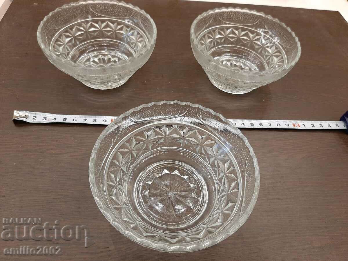 Glass vessels retro social with price 9.00 BGN | € 4.60