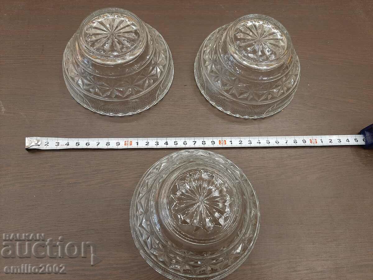 Auction  Glass vessels retro social