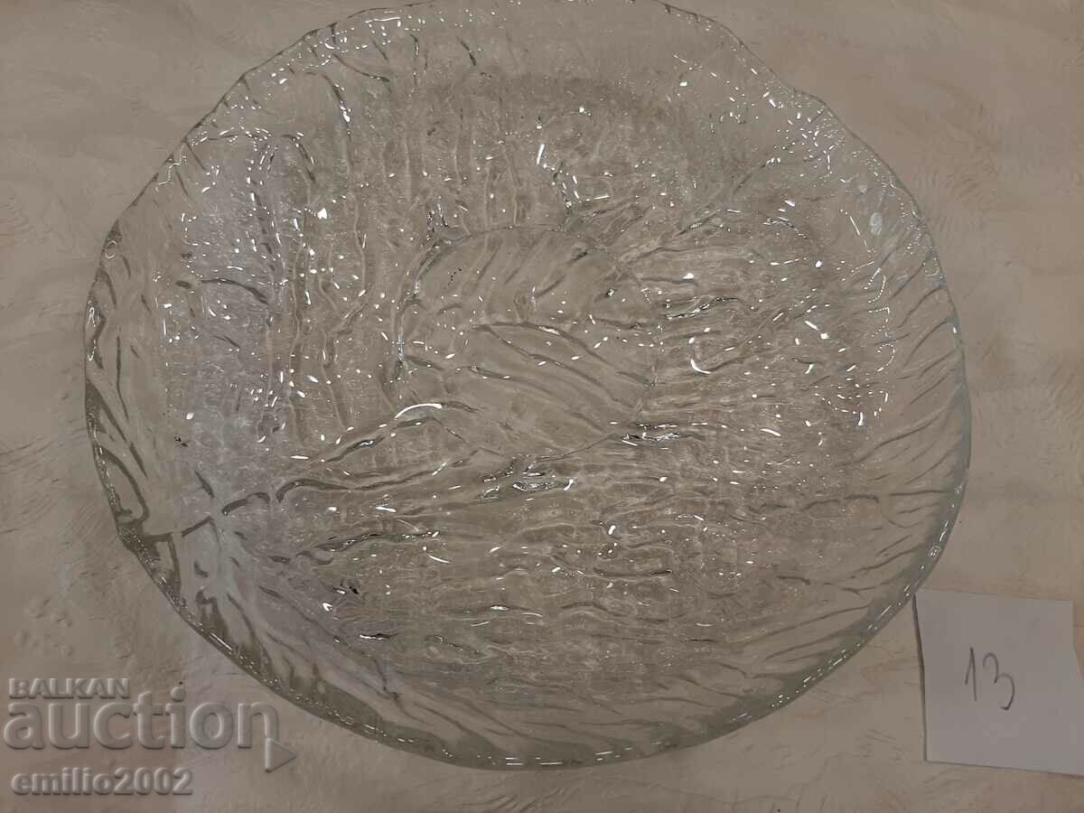 Glass fruit bowl retro social 13 with price 9.00 BGN | € 4.60 Glass fruit bowl retro social 13 with price 9.00 BGN | € 4.60