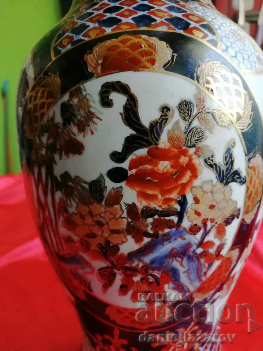 Qing Dynasty Chinese Vase, Marked! with price 290.00 BGN | € 148.27 Qing Dynasty Chinese Vase, Marked! with price 290.00 BGN | € 148.27