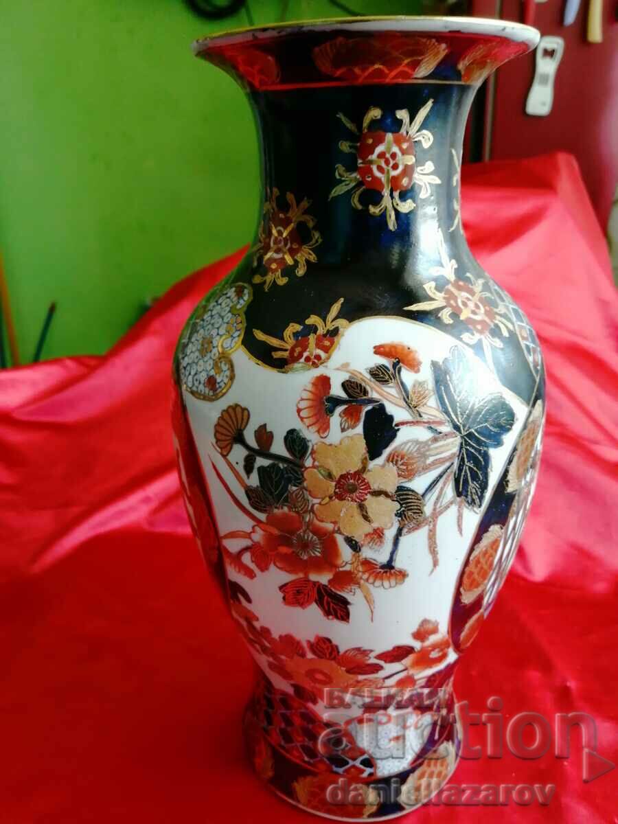 Auction Qing Dynasty Chinese Vase, Marked! Auction Qing Dynasty Chinese Vase, Marked!