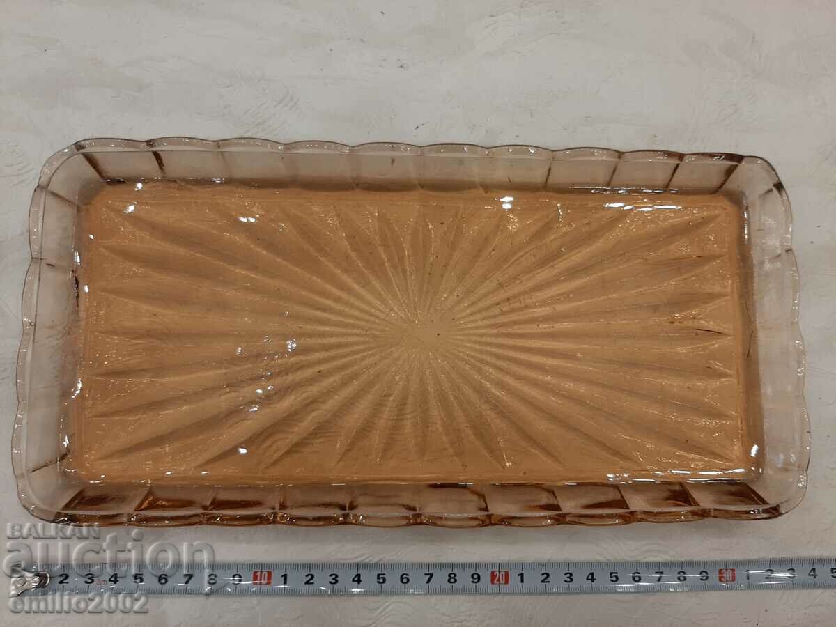 Farfurie cocktail din sticla retro soc cu preț 9.00 BGN | € 4.60 Farfurie cocktail din sticla retro soc cu preț 9.00 BGN | € 4.60