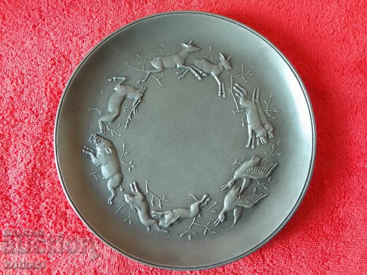 Delivery of Old metal sign Hunting Game Boar Roe Dog markings