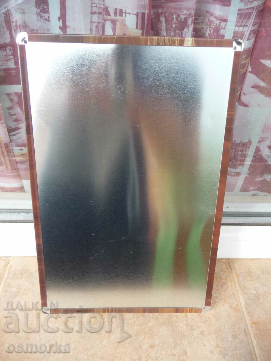 Auction Metal plate movie Marlon Brando motor cup mariner champion Auction Metal plate movie Marlon Brando motor cup mariner champion