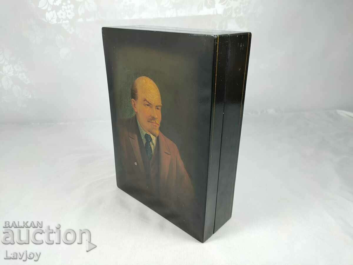 Old Fedoskino-LENIN 1956 hand painted luxury box. with price 1450.00 BGN | € 741.37 Old Fedoskino-LENIN 1956 hand painted luxury box. with price 1450.00 BGN | € 741.37