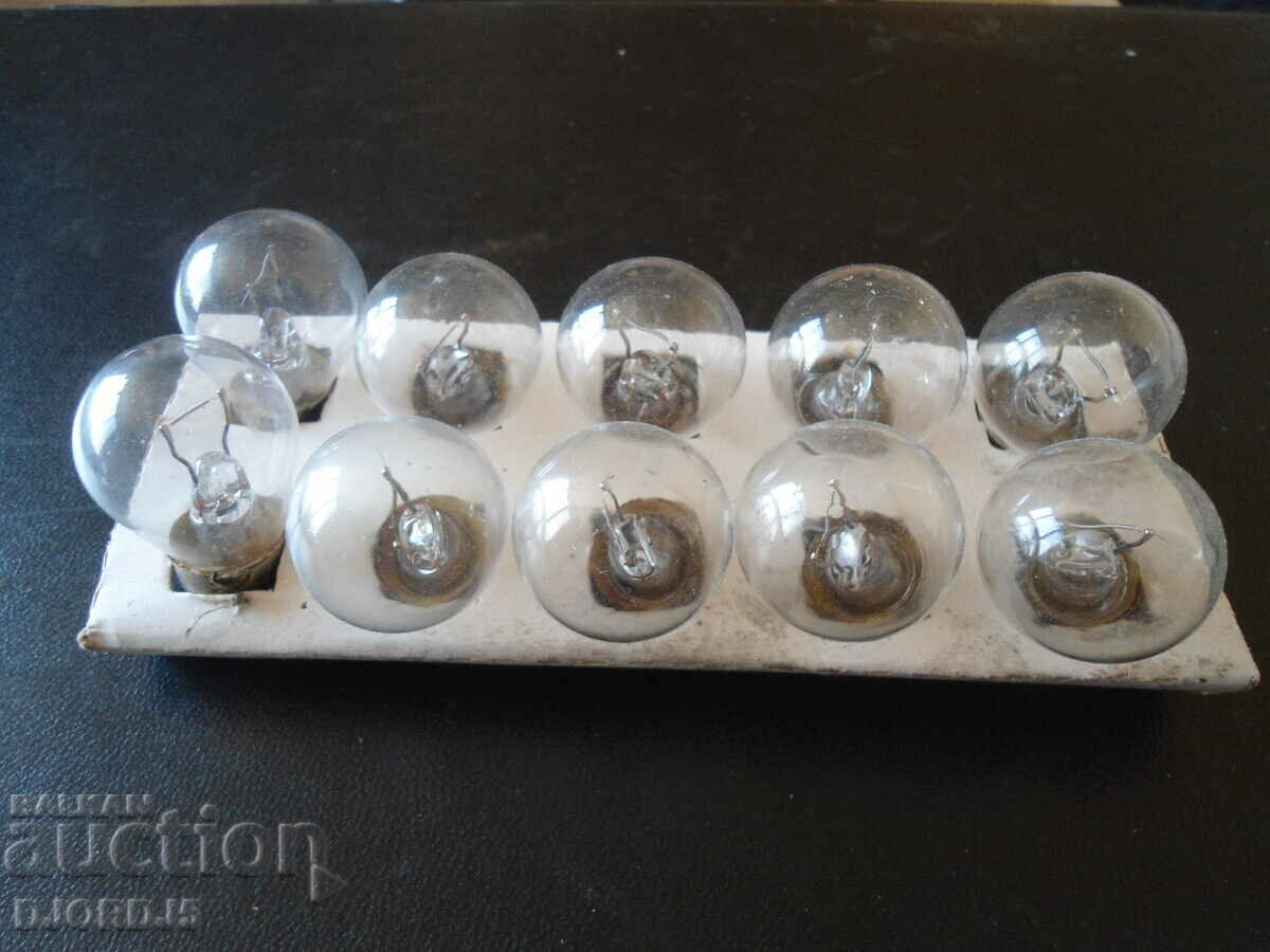 Auction Old bulbs, EVZ 12V 15W, 10 pieces Auction Old bulbs, EVZ 12V 15W, 10 pieces
