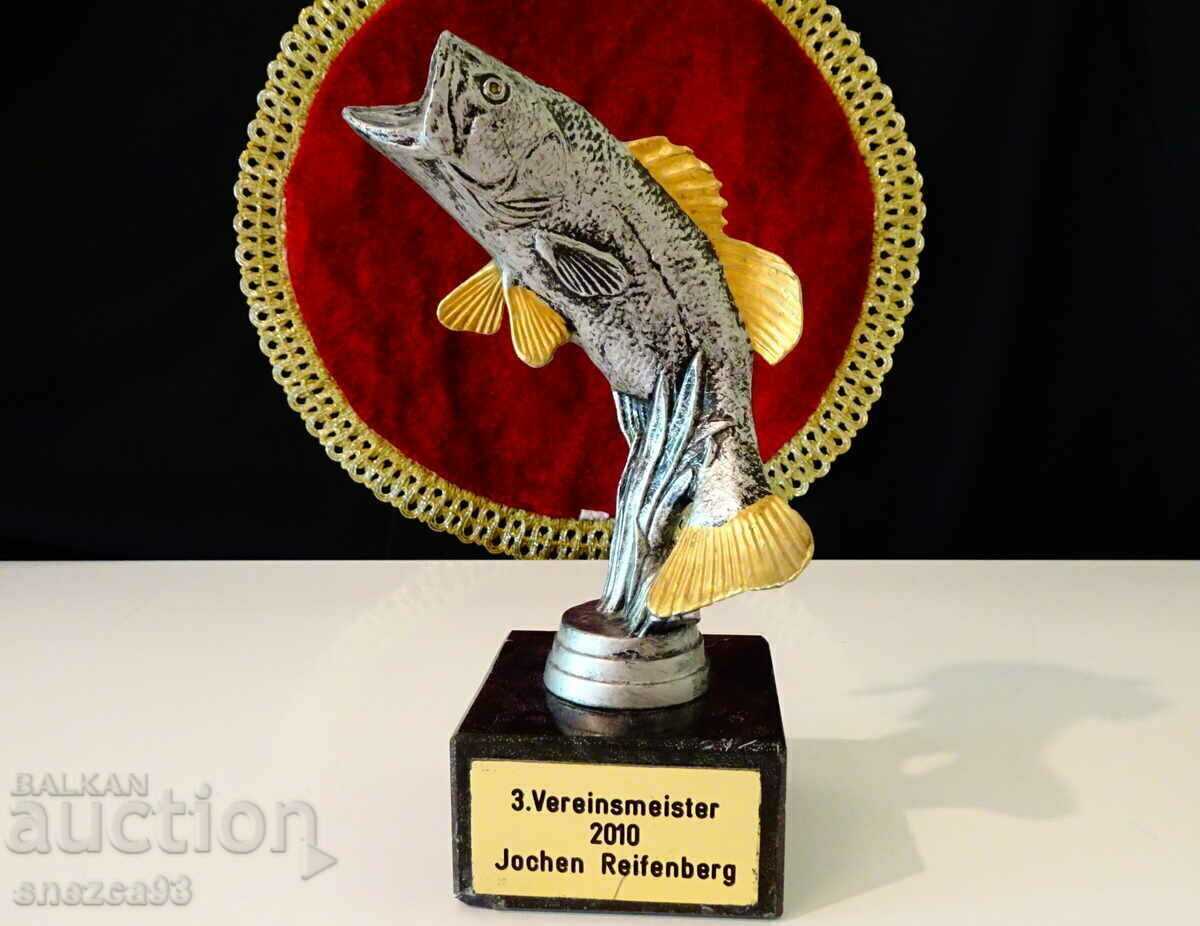 Tin Fish Figurine, Marble Base 620 gr - 7 Tin Fish Figurine, Marble Base 620 gr - 7