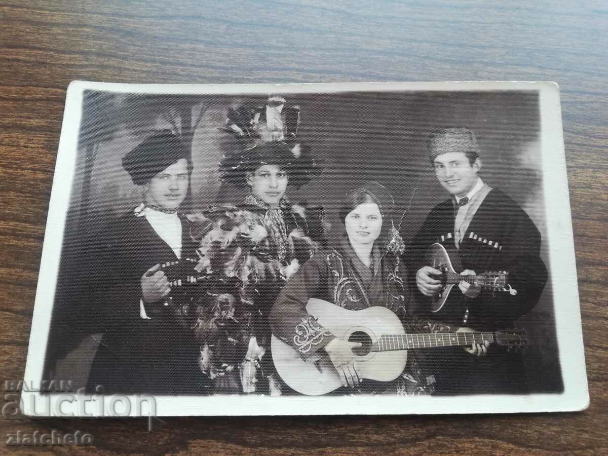 Old photo - group of artists with price 12.00 BGN | € 6.14 Old photo - group of artists with price 12.00 BGN | € 6.14