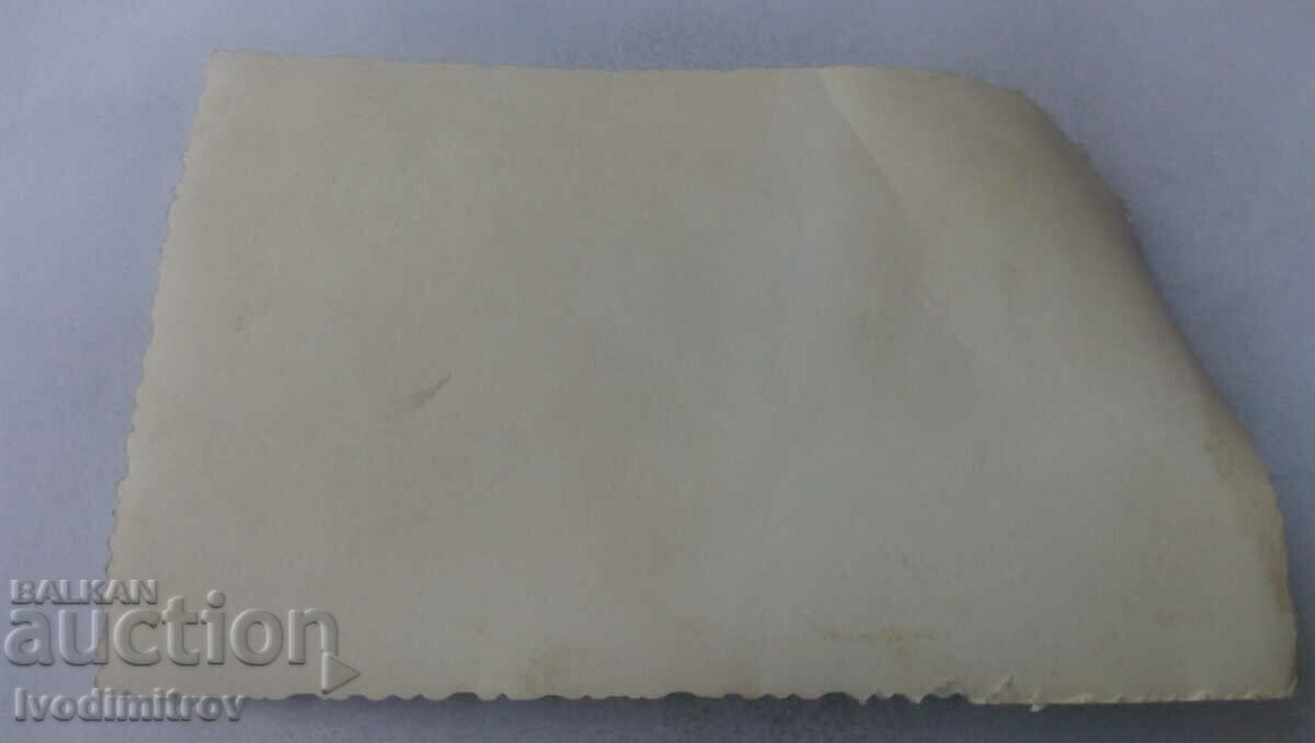 Photo Two men, a woman and two children on the beach with price 1.65 BGN | € 0.84 Photo Two men, a woman and two children on the beach with price 1.65 BGN | € 0.84