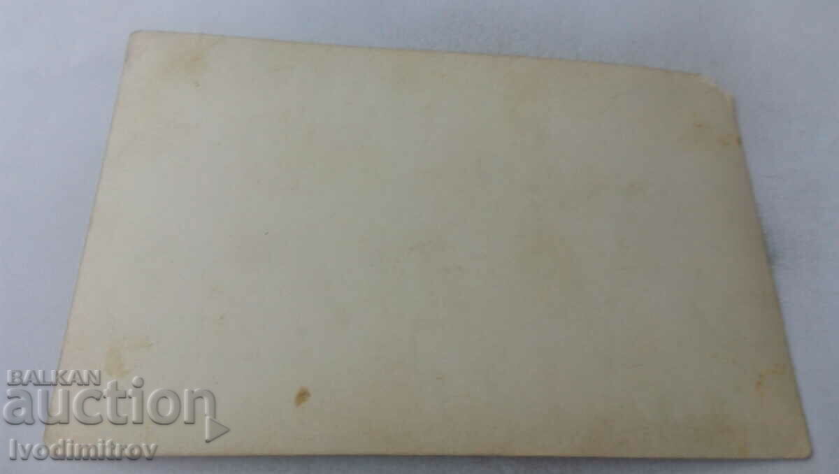 Fotografie Mar del Plata Bărbat și femeie în costume de baie retro pe plajă 1942 cu preț 3.65 BGN | € 1.87