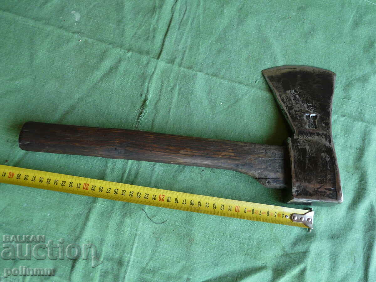 Delivery of Massive German ax - GDR - 145