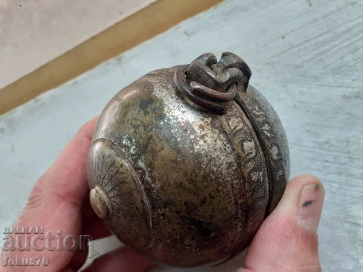 Delivery of Unique old Ottoman bronze container for gunpowder or other