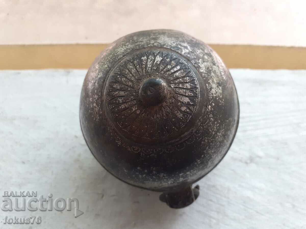 Recipient unic din bronz vechi otoman pentru praf de pușcă sau altele
