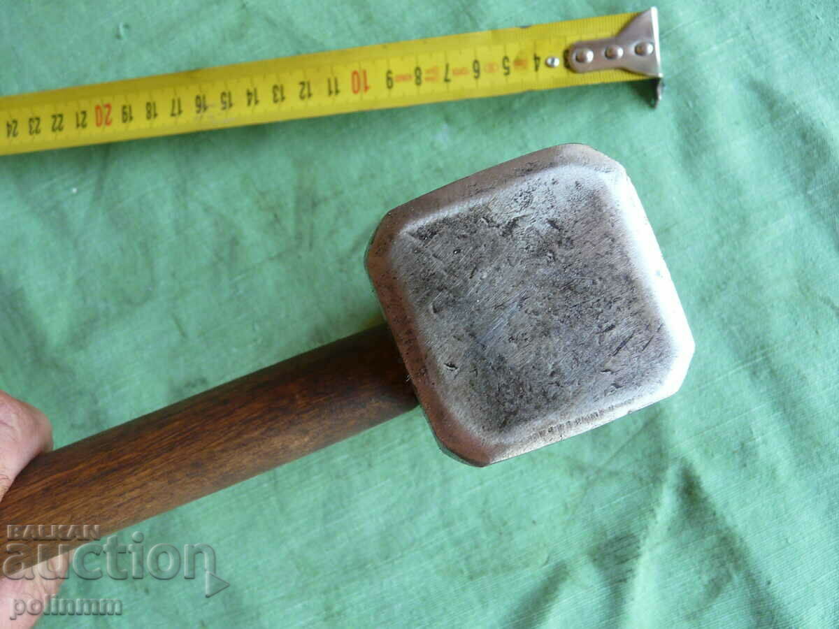 Παράδοση παλιό γερμανικό σφυρί 2 κιλά -1