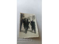 Fotografie Sofia Doi bărbați la plimbare 1939
