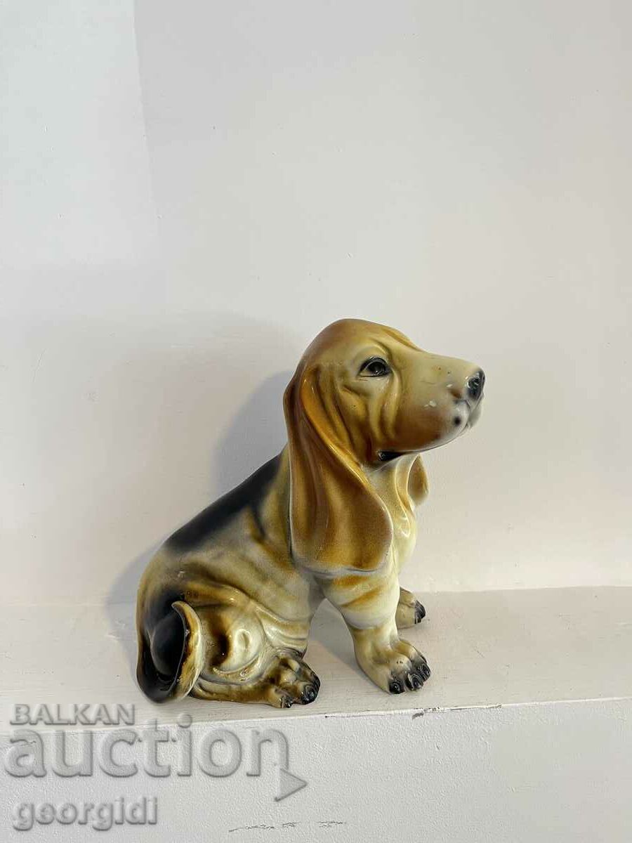 Figurină din ceramică Basset Hound. #2564