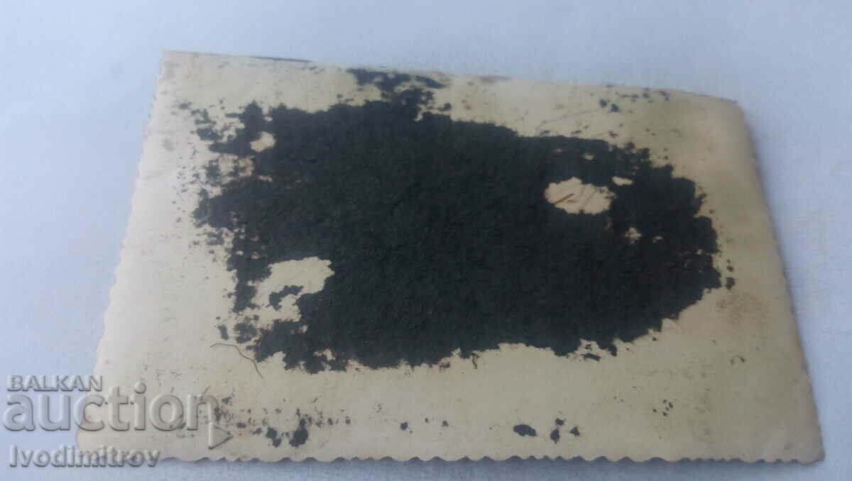 Foto Doi ofițeri la plimbare cu preț 1.85 BGN | € 0.95