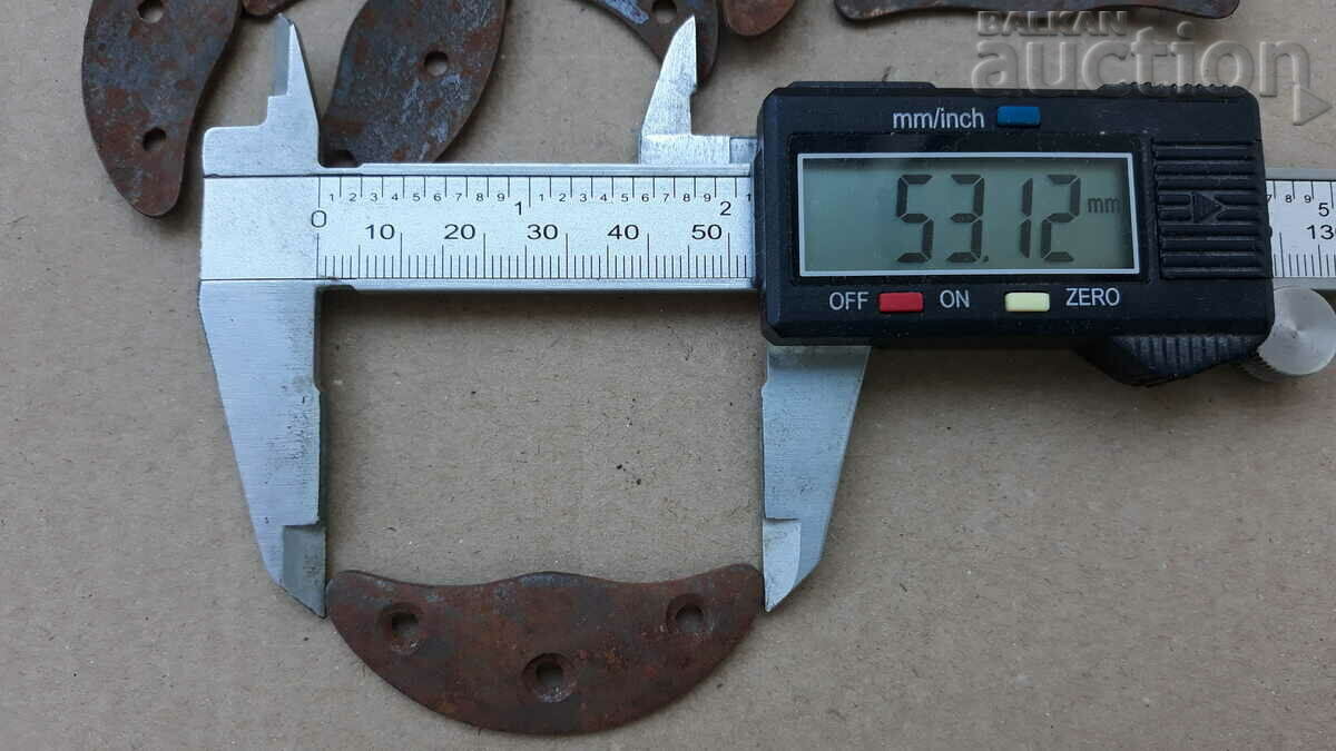 Delivery of vintage military metal WW1 WW2 shoe boot straps Delivery of vintage military metal WW1 WW2 shoe boot straps