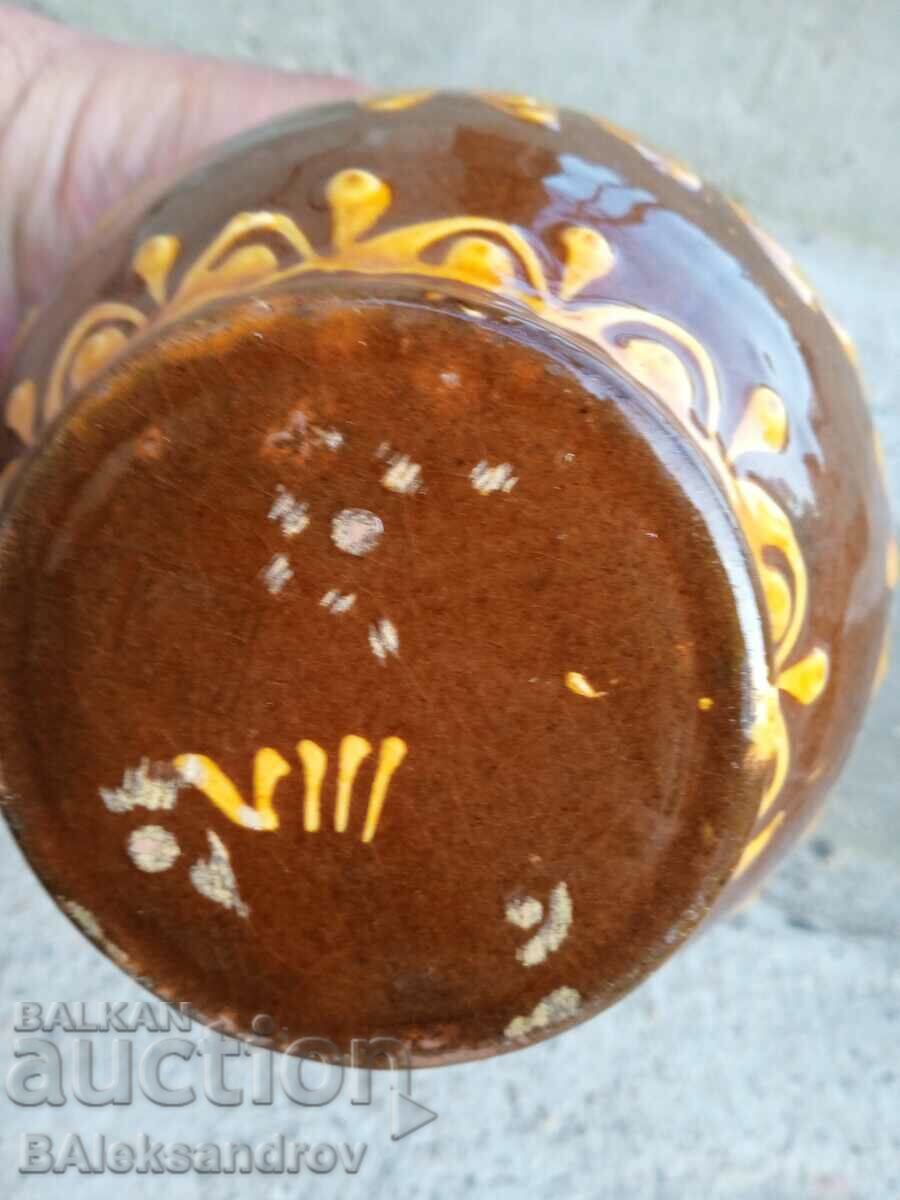 Delivery of Old painted pottery Delivery of Old painted pottery